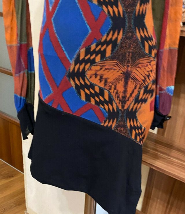 Vestido de la firma Save the Queen