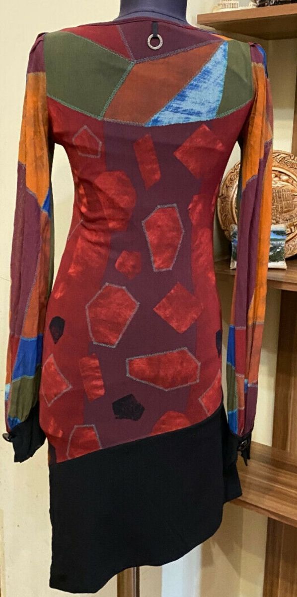 Vestido de la firma Save the Queen