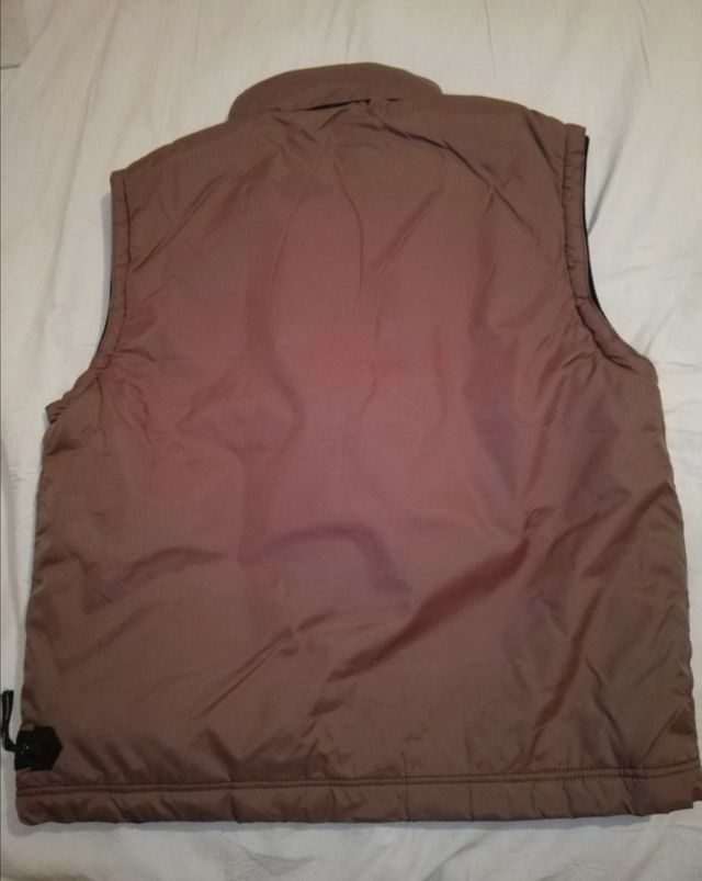 Smanicato antivento con cappiccio 