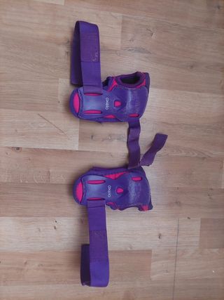Protecciones Patines.Muñequeras usadas.Resto nuevo
