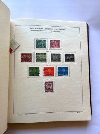 Álbum Sellos Alemania BRD/WB 1944/1985 223 hojas