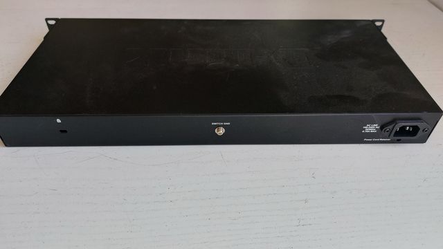 Switch gigabit D-Link DGS-1210-48 G-1 gestionable