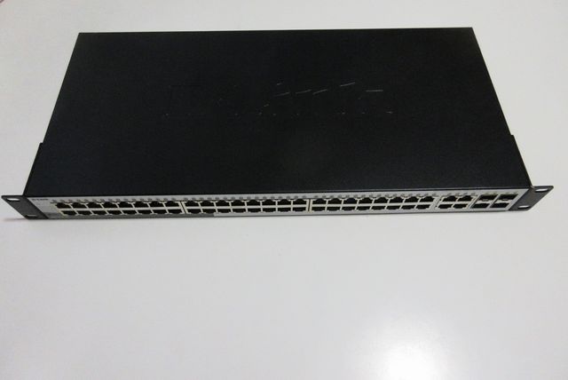 Switch gigabit D-Link DGS-1210-48 G-1 gestionable