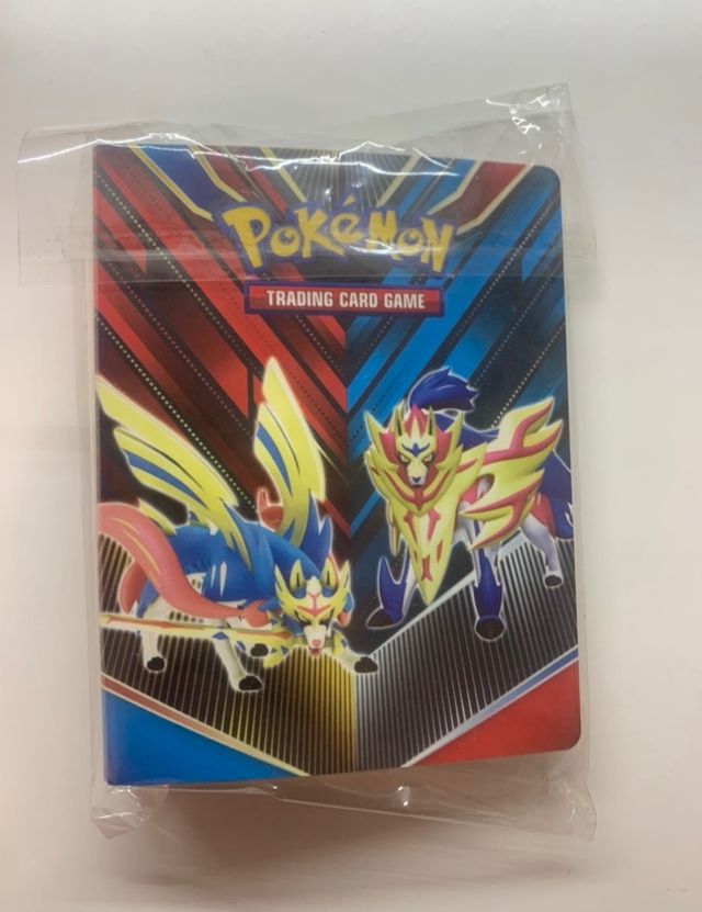 Álbum de cartas especiales Pokémon