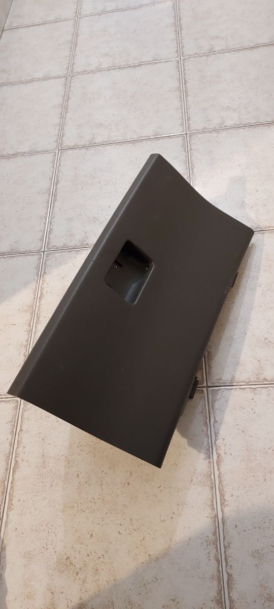 Guantera Suzuki Swift 3