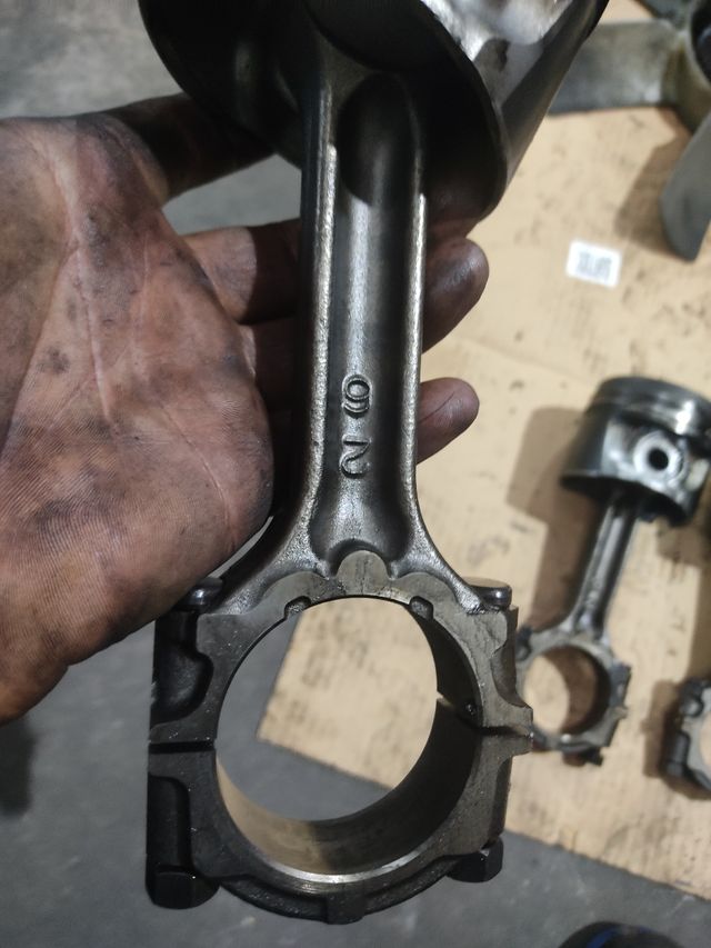 pistones con bielas nissan navara 2,5dci