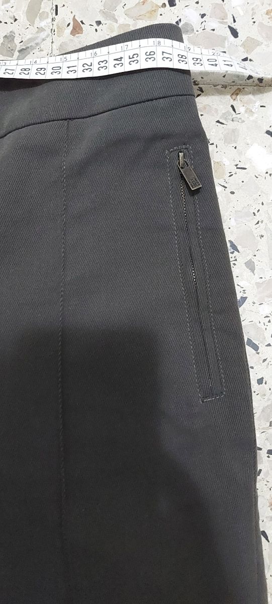 RAGAZZA CAROLINA HERRERA