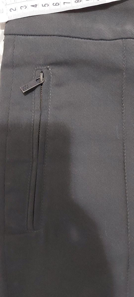 RAGAZZA CAROLINA HERRERA