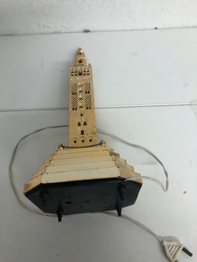 Sovenir vintage antiguo lampara giralda sevilla