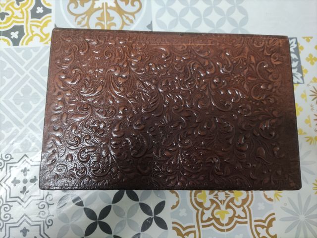 Caja de puros y cigarros de piel