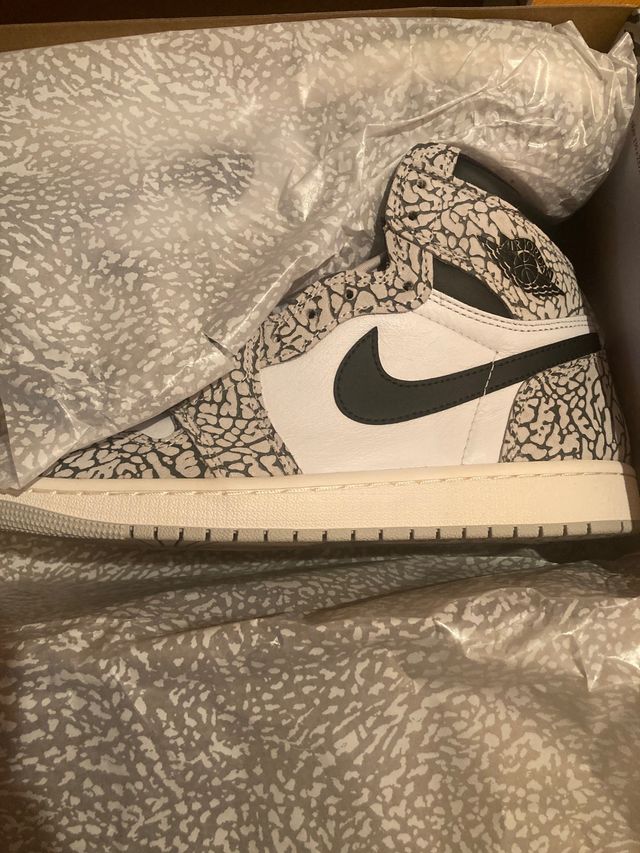 Jordan 1 Retro High OG White Cement
