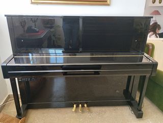 Piano Yamaha B3 Silent. Muy cuidado