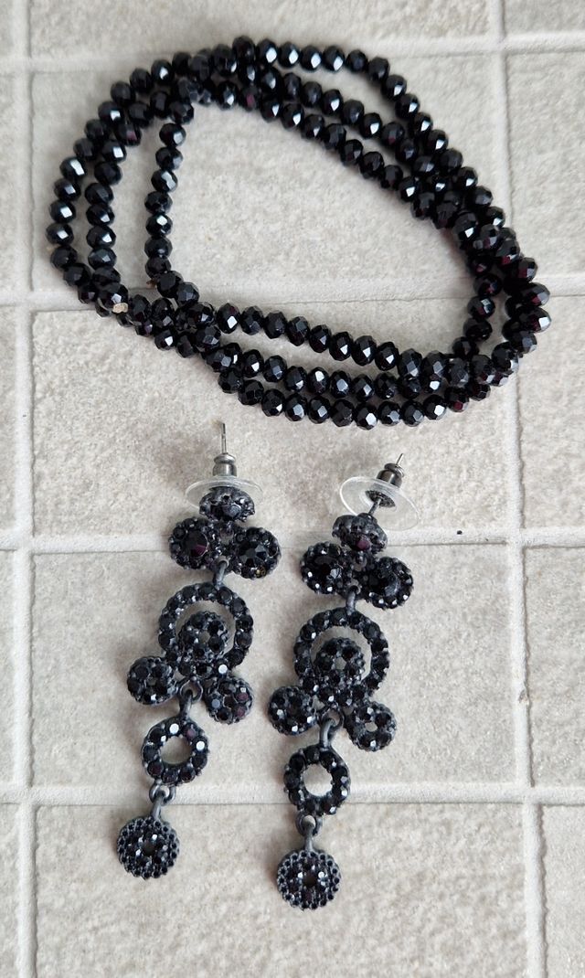 parure orecchini + 3 bracciali