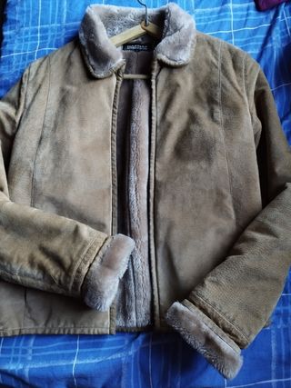 chaqueta piel naf naf Camel de ante  talla M