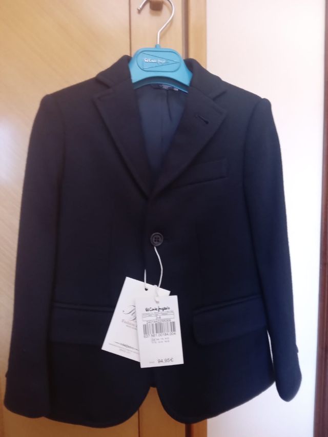 Chaqueta nueva Tizas talla 3-4