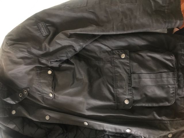 Barbour International negro L encerada