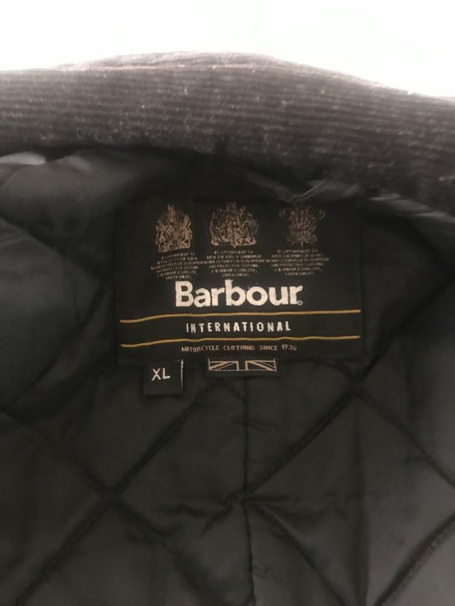 Barbour International negro L encerada
