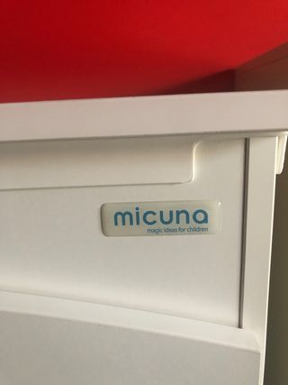 Cuna colecho y mueble bañera