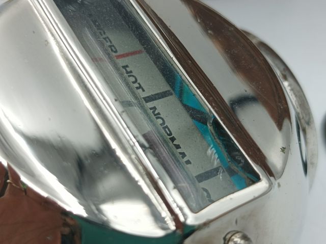 Motómetro de coche antiguo marca Gidelite. Años 20