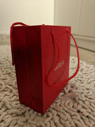 Caja de reloj Guess de señora