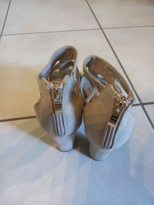 sandalo donna n.39 colore beige