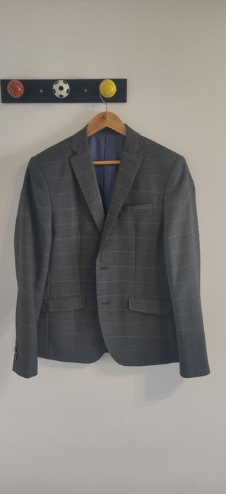 Traje gris de cuadros