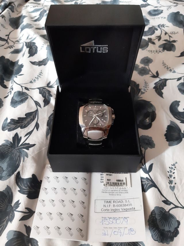 RELOJ LOTUS titanio