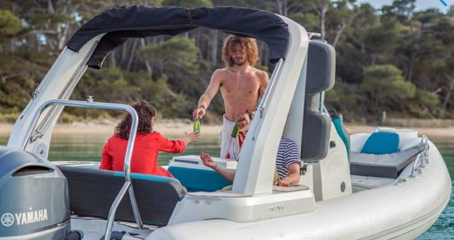 Alquiler de Zodiac Medline 7.5