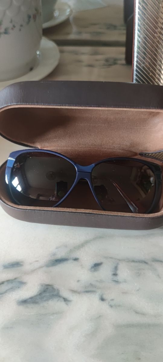 Gafas de sol de Gloria Ortiz sin estrenar