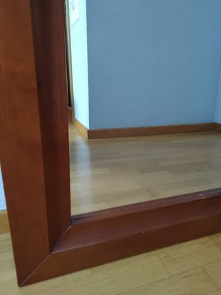 Espejo de pie color cerezo