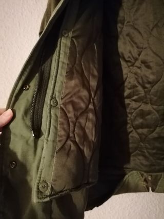 Abrigo desmontable 3 partes.  talla M.