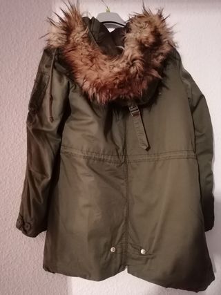 Abrigo desmontable 3 partes.  talla M.