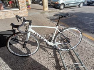 Vendo bicicleta de carbono carretera