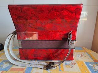 Acordeon Royal Standard 80 bajos