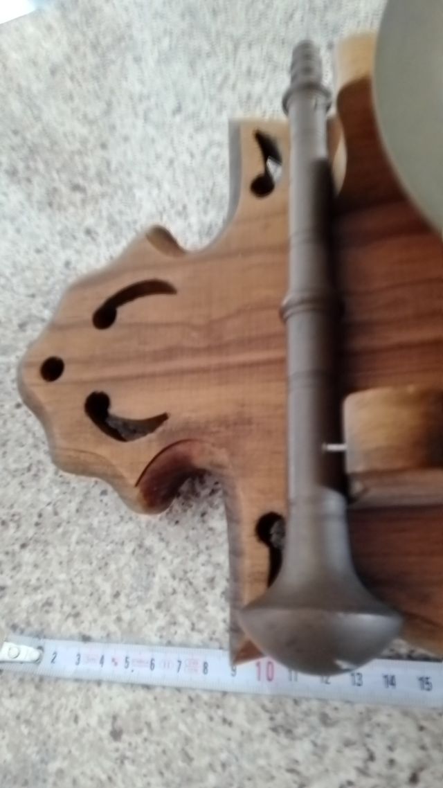 Espectacular Porta Almirez con su Almirez Vintage