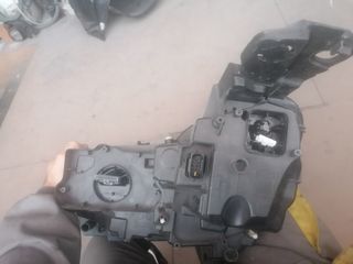 faro delantero derecho peugeot 5008