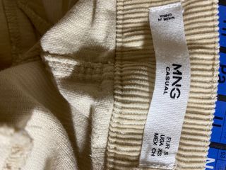 Falda de pana beige