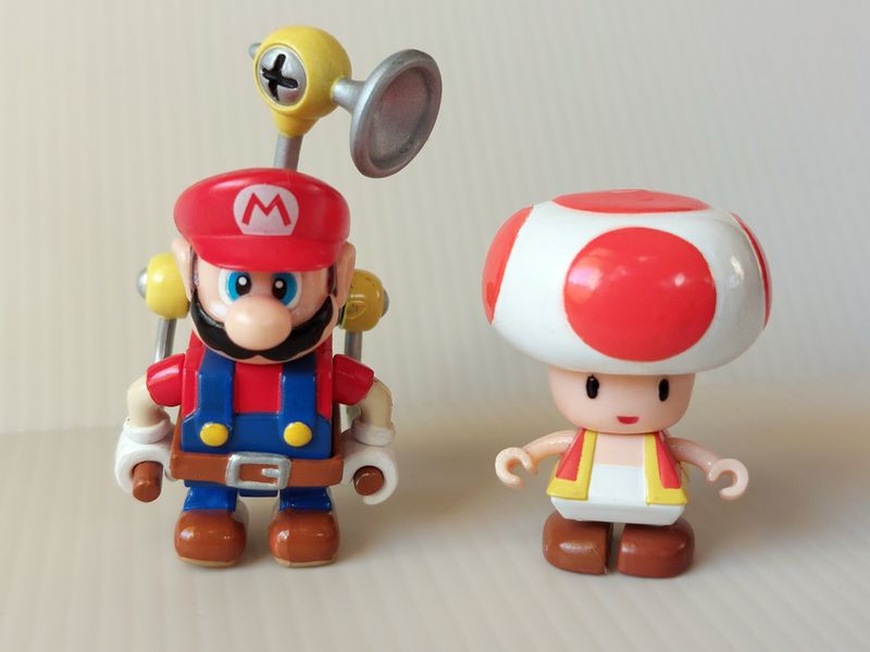 Figurine Mario Kart N64 Yujin - DK Donkey Kong Version Fluorescente - Avec Livret