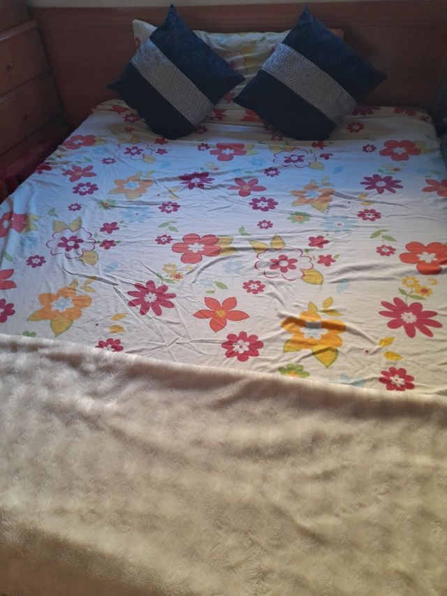 dormitorio matrimonio ,precio negociable.