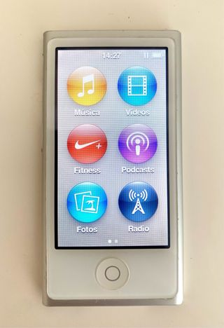 IPod Nano 7 generación blanco como nuevo. 16Gb
