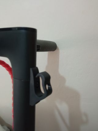gancho patínete eléctrico Xiaomi 