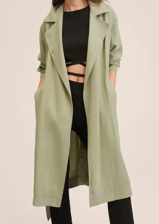 Gabardina Oversize de Mango.