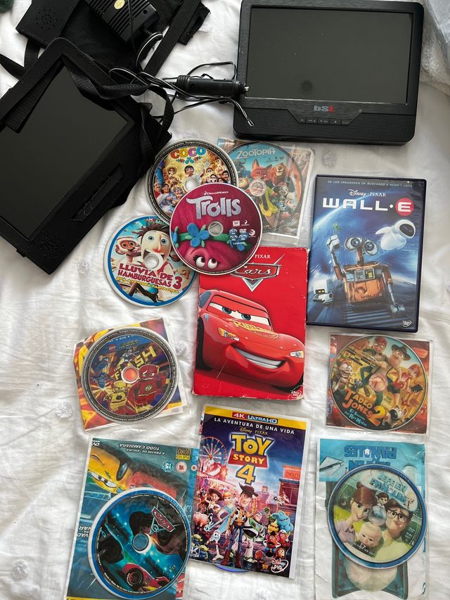 Dos TV DVD para coche