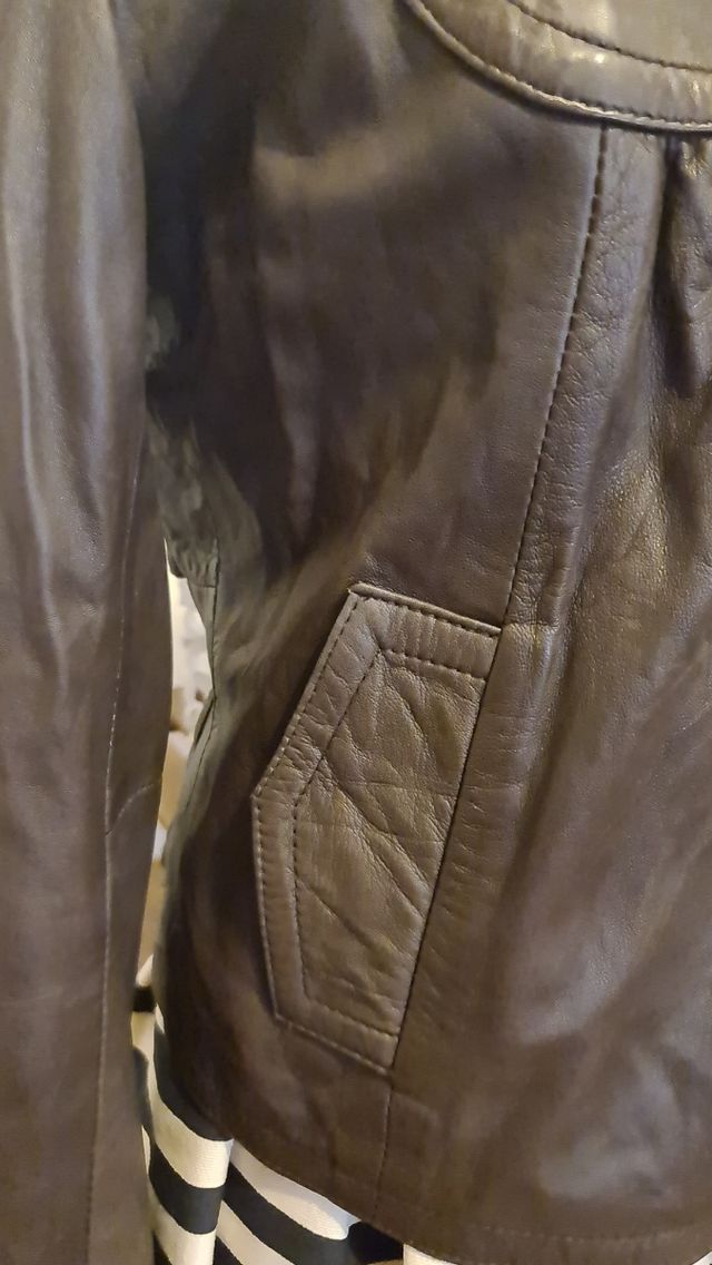 cazadora piel marrón