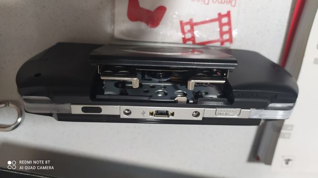 PSP -1004 IN NERO COMPLETA DELLA SUA SCATOLA ORIGINALE