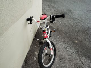 Bicicleta niño / niña de 16 pulgadas (3 - 5 años)