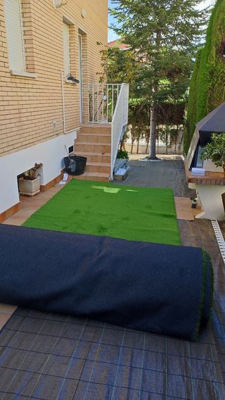 Instalador de césped artificial 