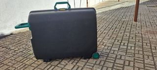 Maleta y neceser Sansonite