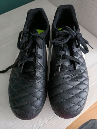 Botas futbol tacos Nike 35,5