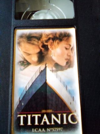 Titanic VHS